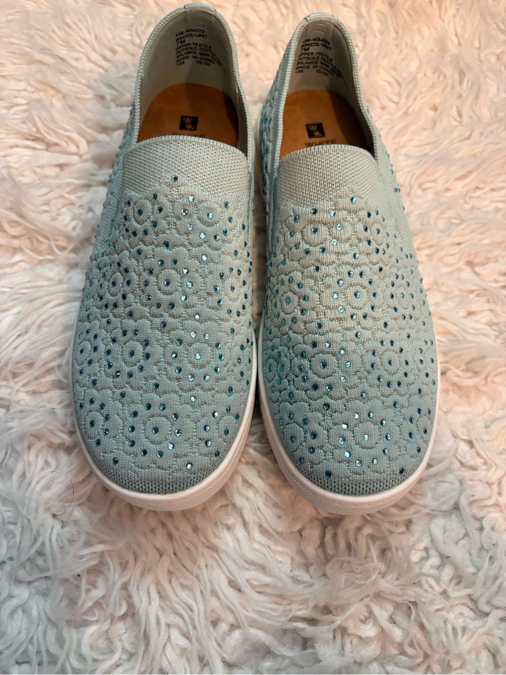 White Mountain Light Blue Slip-On Floral Knit Sneakers